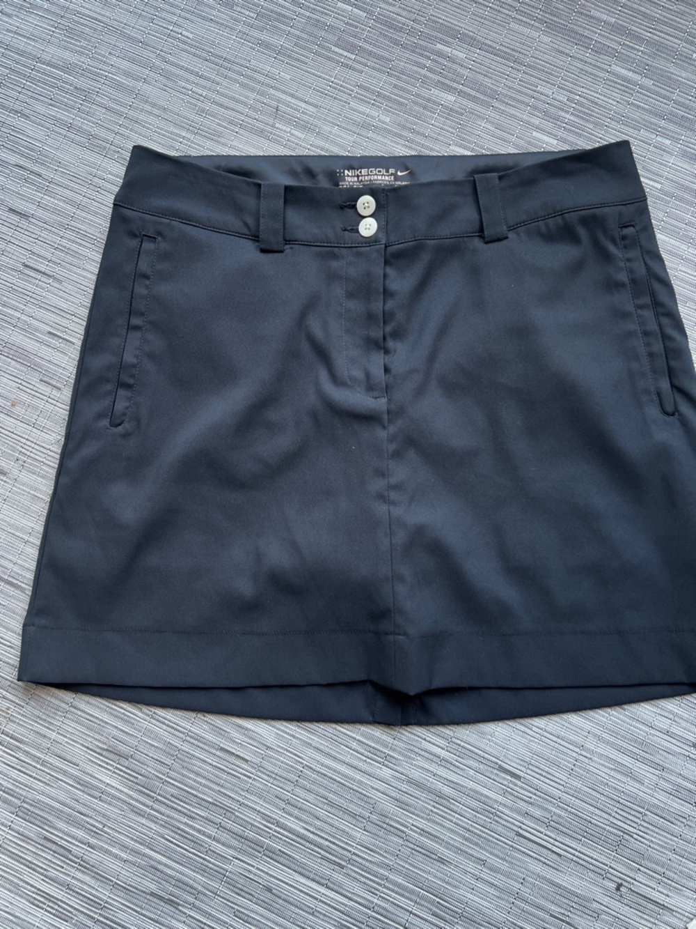 NWOT! Nike Women's Black Golf Skort with Belt Loops